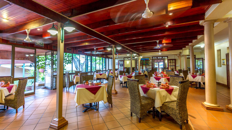 Zulu Nyala Game Lodge Hluhluwe Exterior foto